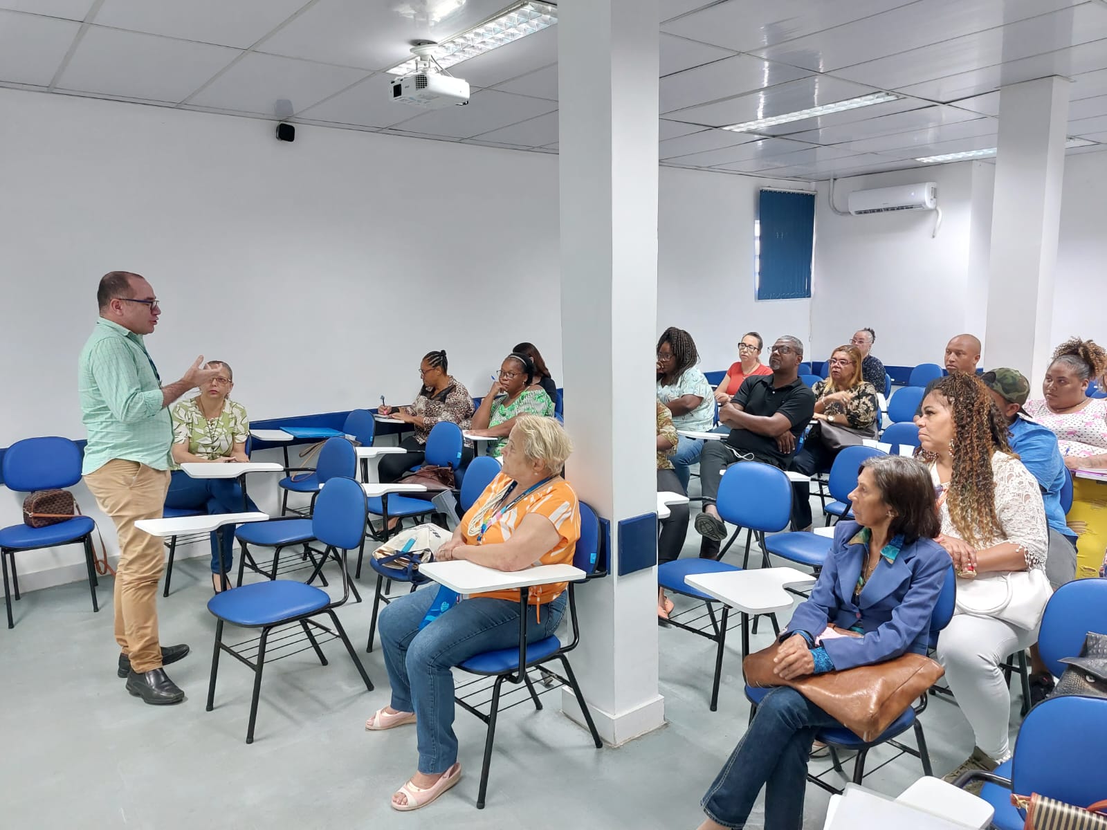 Organização da Pré-Conferência Municipal de Assistência Social