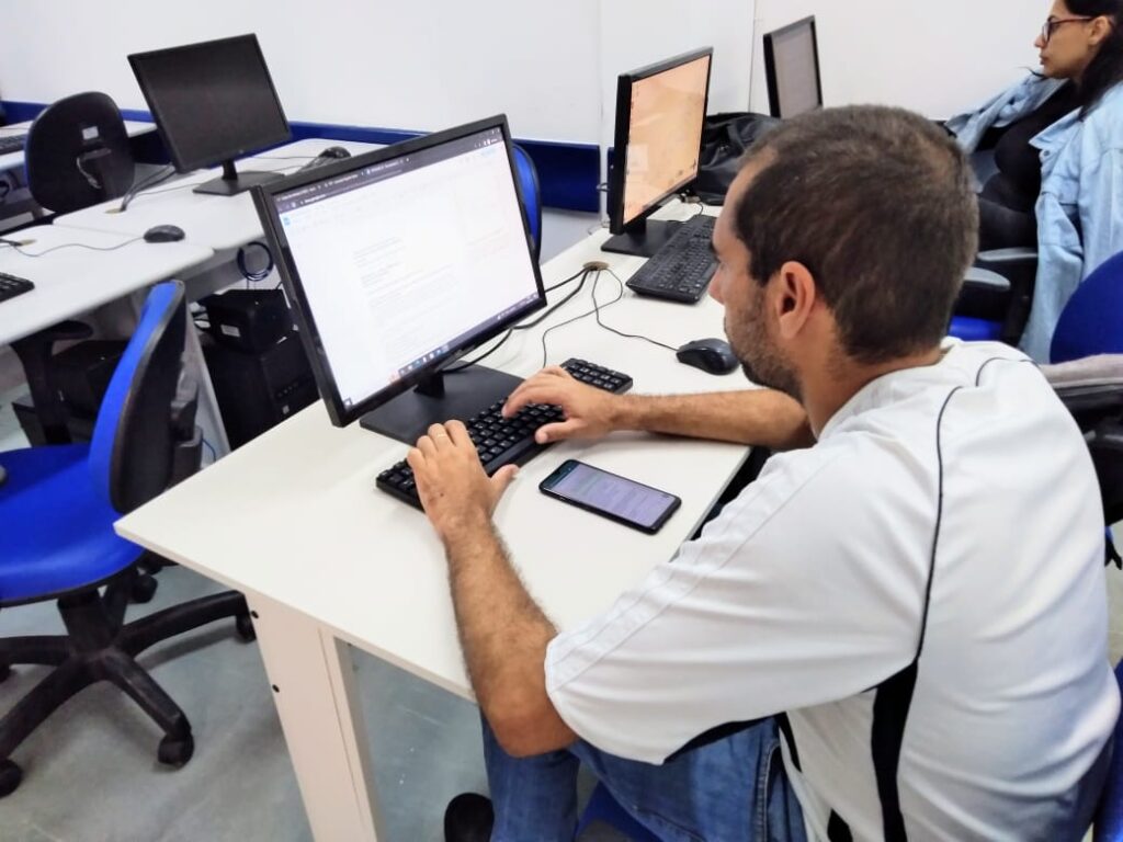 Curso técnico sáude com a agente