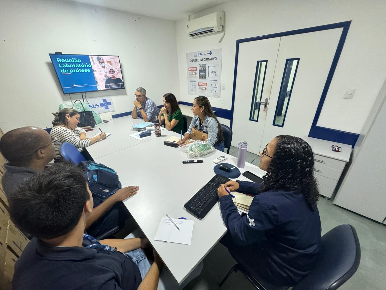 Reunião sobre Capacitação de Prótese Dentária