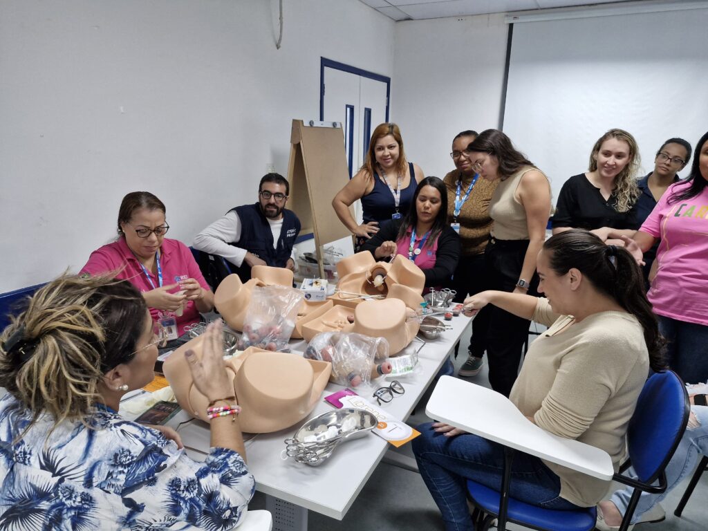 Terceiro dia do Treinamento de Inserção, Revisão e Remoção de DIU