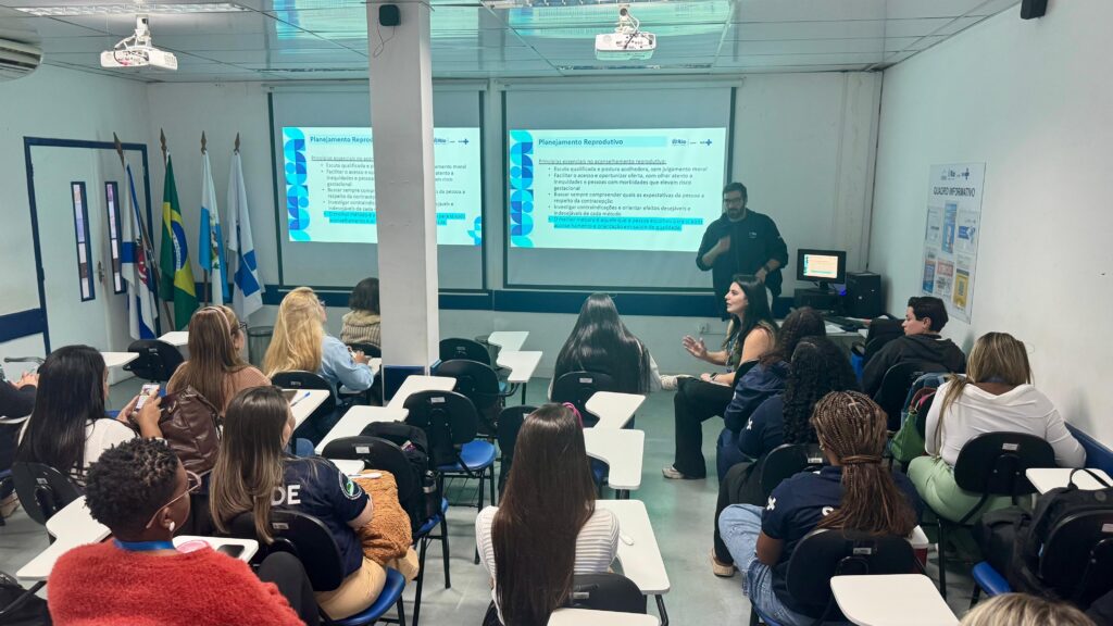 Treinamento de DIU Hormonal para Enfermeiros da AP 3.3